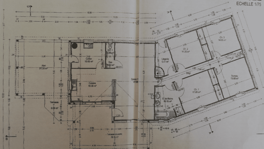 plan maison plain pied 150m² et terrasse couverte